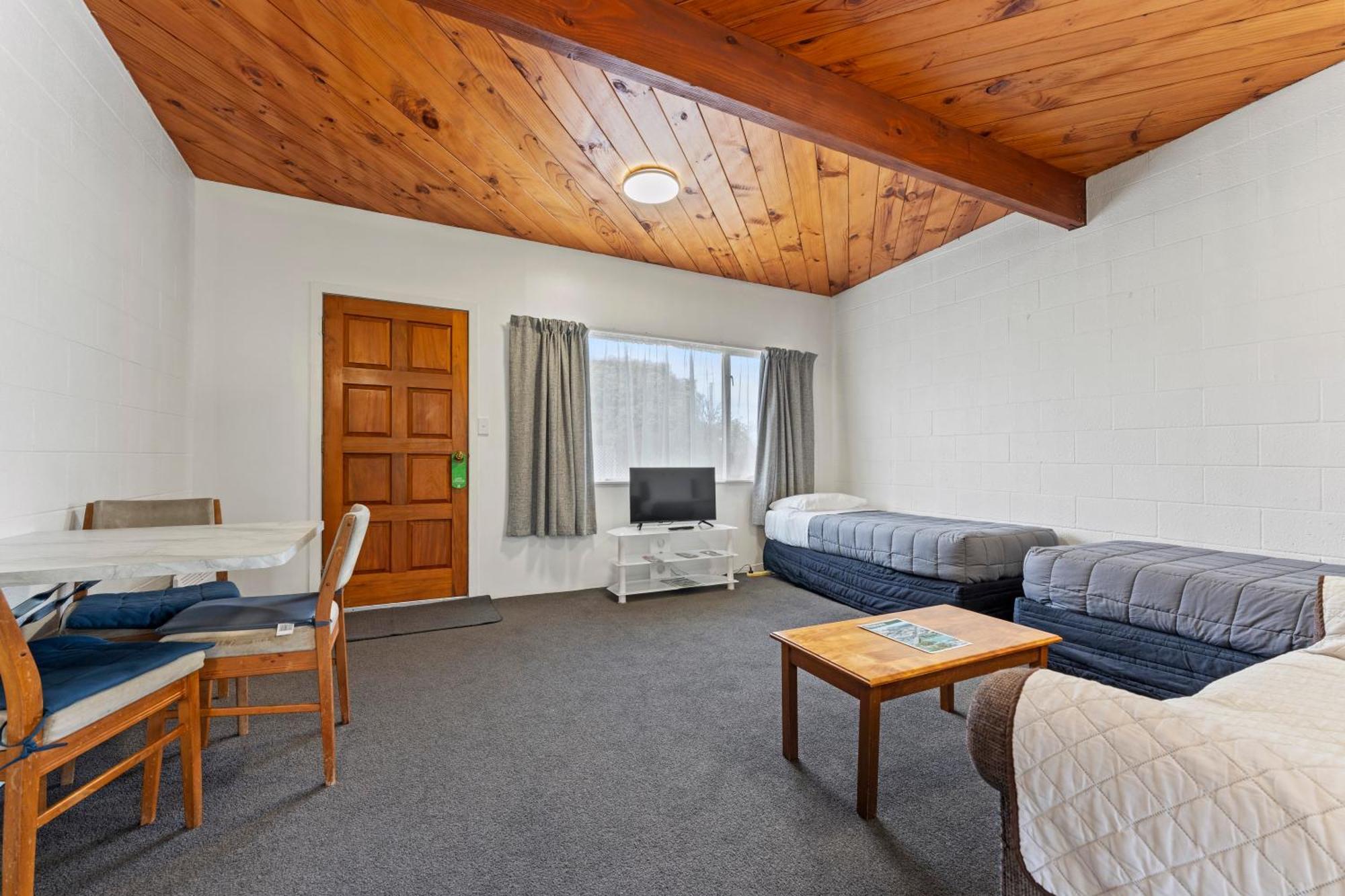 Coachman'S Lodge Motel Уангануй Екстериор снимка