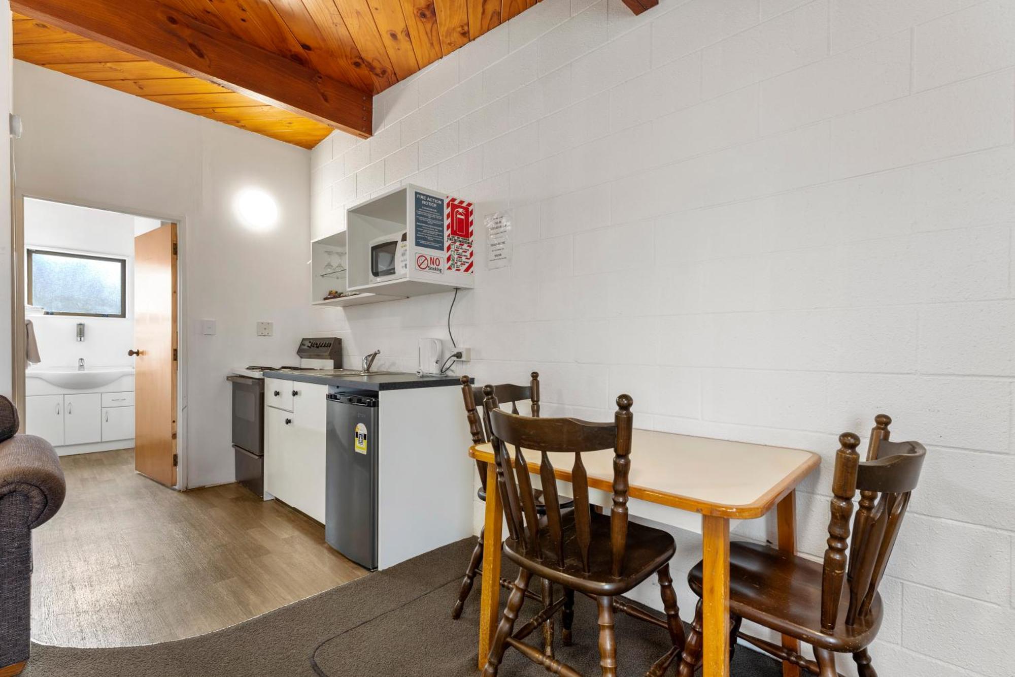 Coachman'S Lodge Motel Уангануй Екстериор снимка